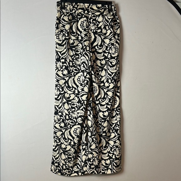 Philosophy Women's Wide Legs Black Ivory Floral Print Pants Elastic Waist Sz XS - Picture 2 of 9